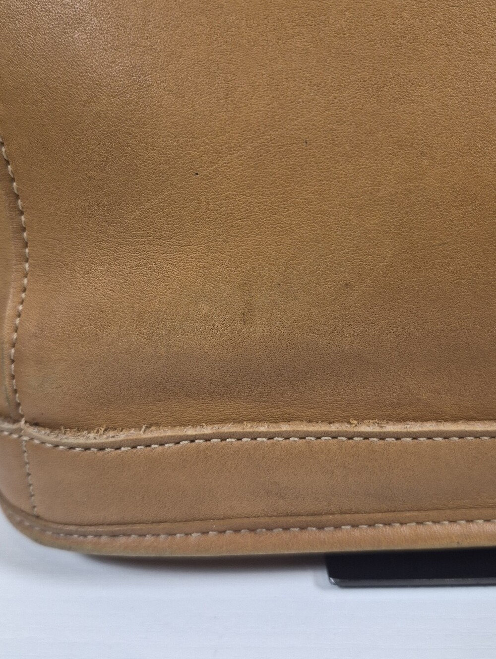 Vintage Coach Bleecker Bucket In Camel #9305 - Picture 13 of 17